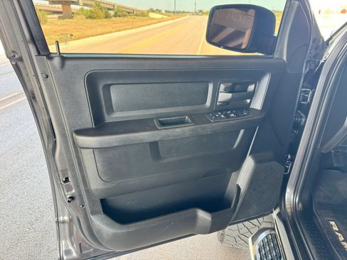 Used 2020 RAM 2500 Tradesman AWD/4WD image 11
