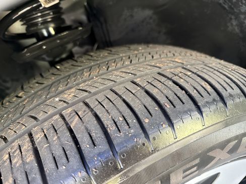 Used 2024 Volkswagen Atlas SE image 12