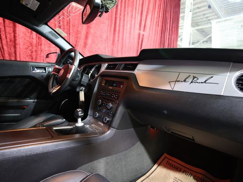 Used 2014 Ford Mustang GT Premium w/ Brembo Brake Package RWD image 23