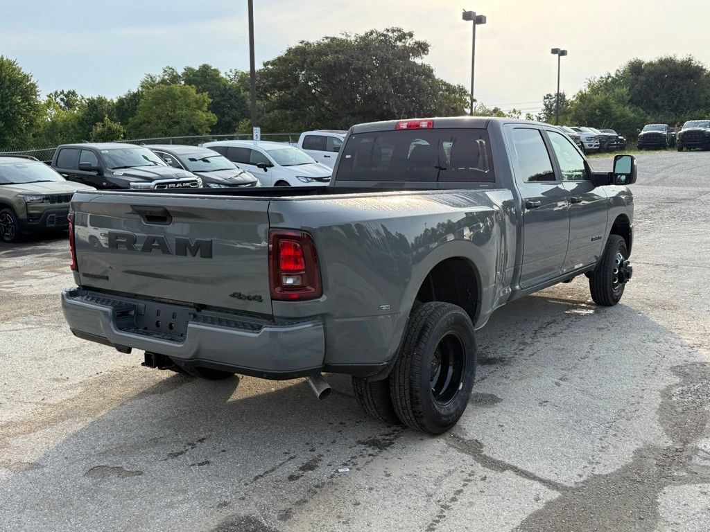 New 2027 RAM 3500 Big Horn AWD/4WD image 6