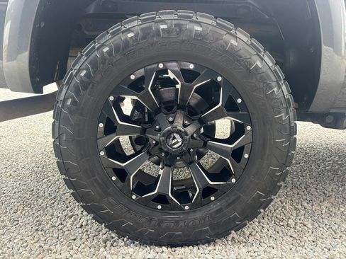 Used 2018 RAM 2500 Laramie w/ Sport Appearance Group AWD/4WD image 7