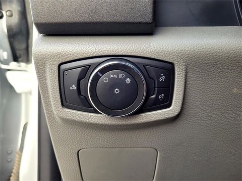 Used 2022 Ford F250 XL w/ Power Equipment Group image 20