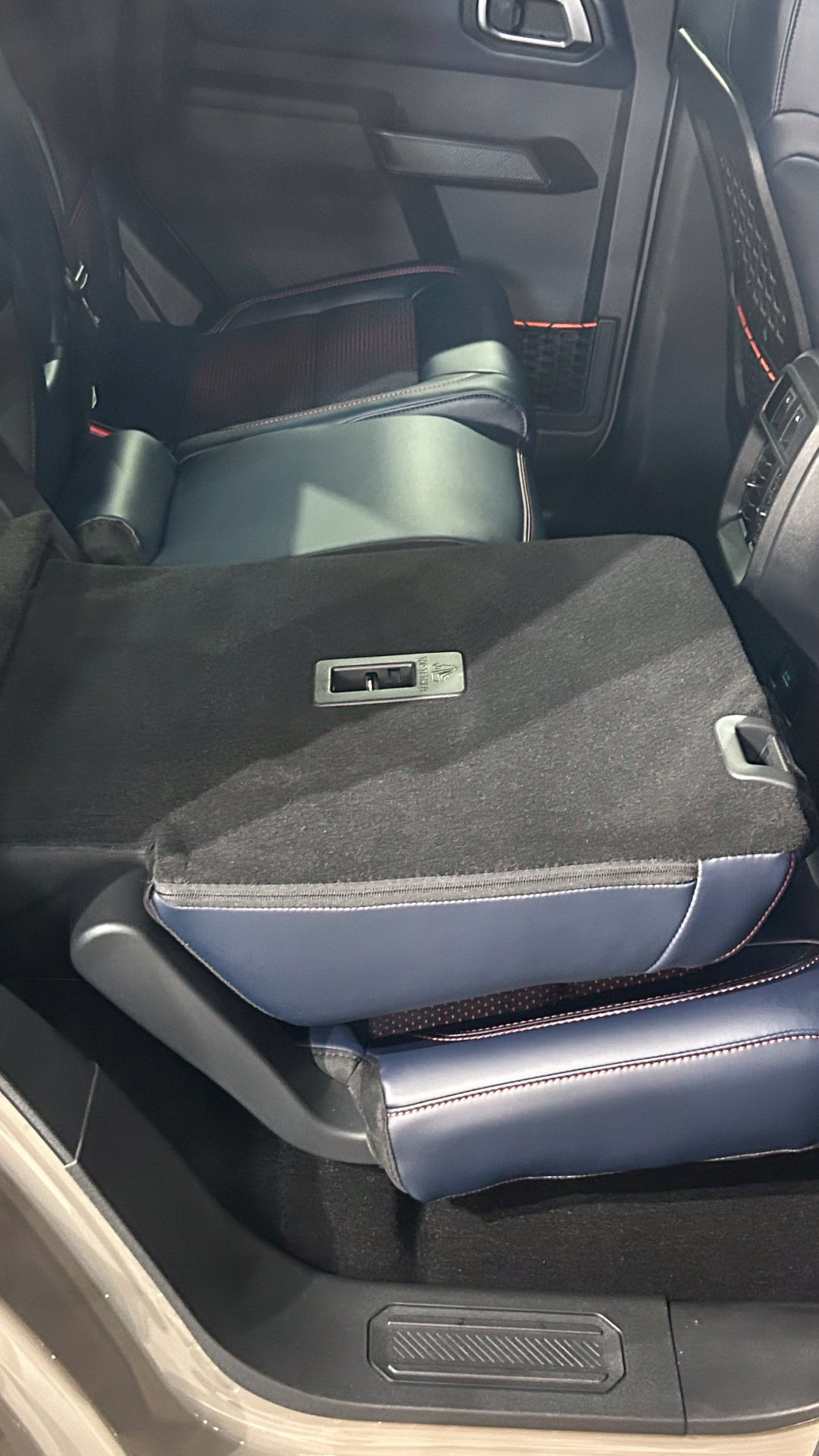 New 2026 Ford Bronco Raptor w/ Interior Carbon Fiber Pack AWD/4WD image 65