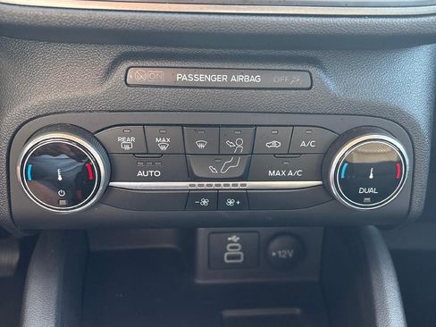 Used 2025 Ford Escape Active AWD/4WD image 15