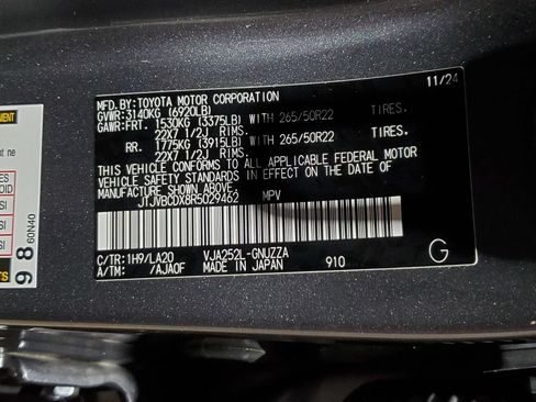 Used 2024 Lexus GX 550 w/ Accessory Package (Z1) AWD/4WD image 48
