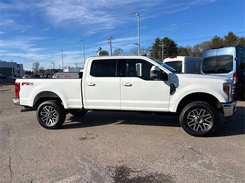 Used 2019 Ford F250 Lariat w/ Lariat Ultimate Package image 2