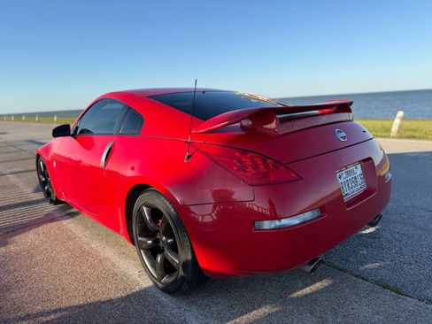 Used 2008 Nissan 350Z Enthusiast w/ Cargo Convenience Pkg RWD image 7