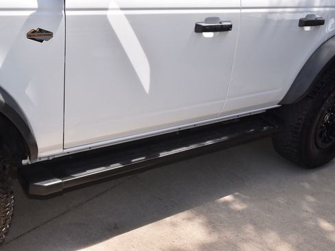 Certified 2024 Ford Bronco Wildtrak AWD/4WD image 42