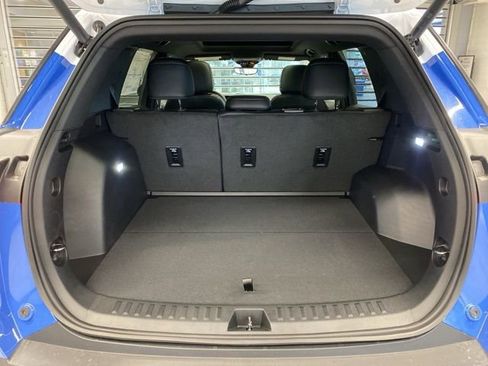 New 2026 Chevrolet Equinox ACTIV w/ Convenience Package III AWD/4WD image 7