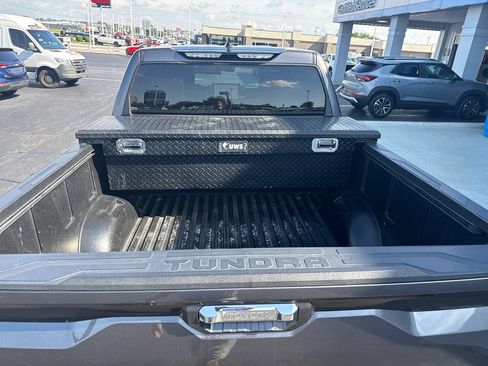 Used 2022 Toyota Tundra Limited AWD/4WD image 25