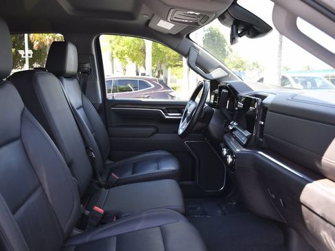 Used 2025 GMC Sierra 1500 SLT RWD image 27