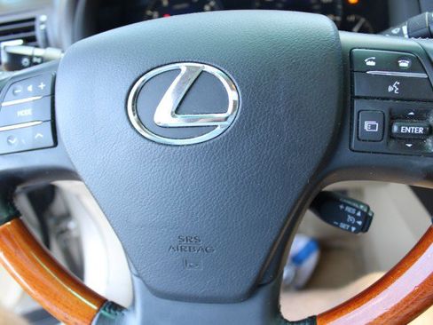 Used 2011 Lexus RX 350 Premium image 22