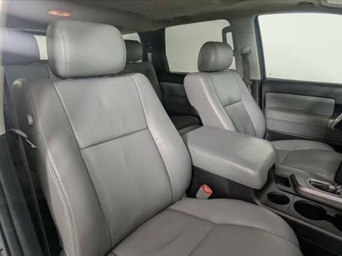 Used 2014 Toyota Sequoia SR5 w/ Premium Package image 19