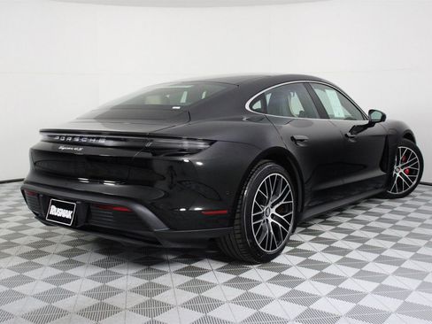 Used 2022 Porsche Taycan 4S image 7