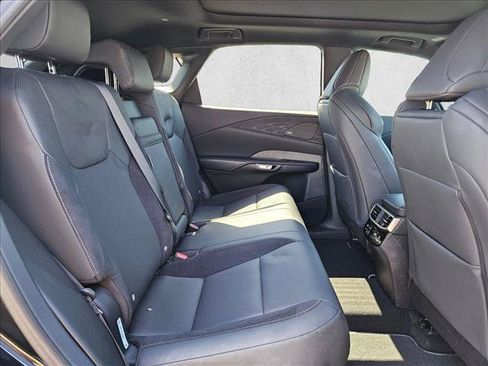 Used 2024 Lexus RX 500h F Sport w/ Convenience Package AWD/4WD image 18