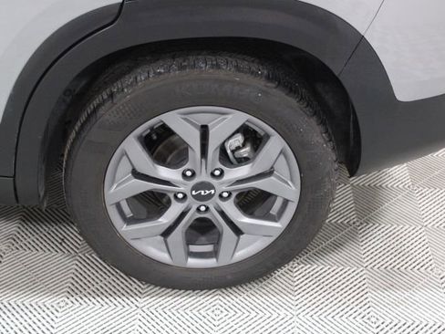 Used 2024 Kia Seltos S image 41