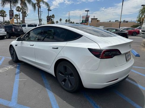 Used 2021 Tesla Model 3 Long Range AWD/4WD image 4
