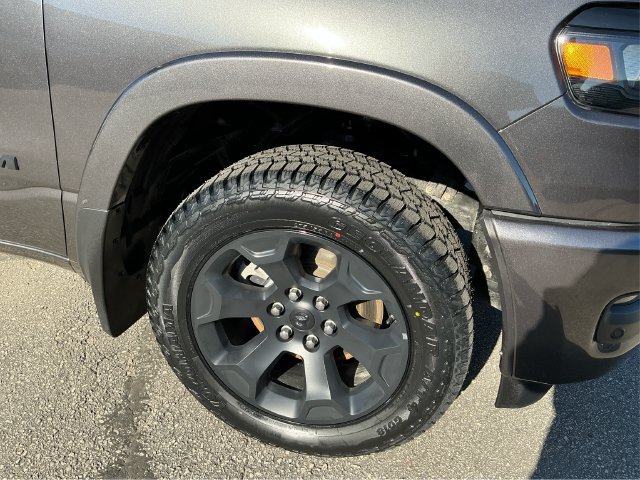 Used 2025 RAM 1500 Big Horn AWD/4WD image 17