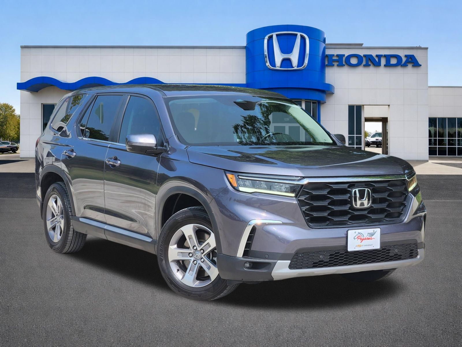 Used 2025 Honda Pilot EX-L 360° Tour