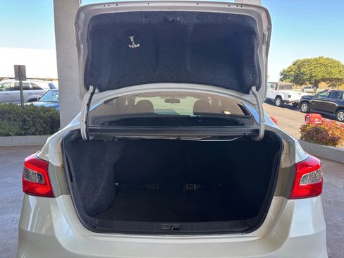 Used 2017 Nissan Sentra SV image 24