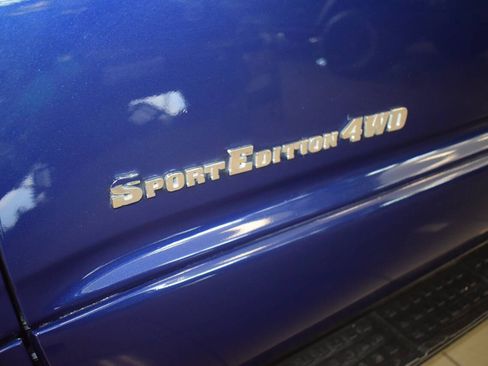 Used 2005 Toyota 4Runner Sport AWD/4WD image 13