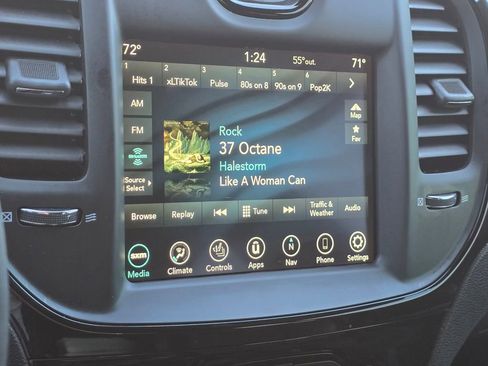 Used 2022 Chrysler 300 S w/ Comfort Group image 39