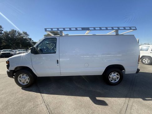 Used 2013 Ford E-250 and Econoline 250 w/ PWR Group image 4