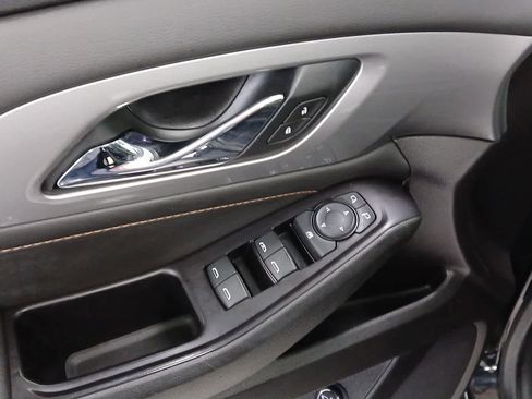 Used 2019 Chevrolet Traverse RS image 7