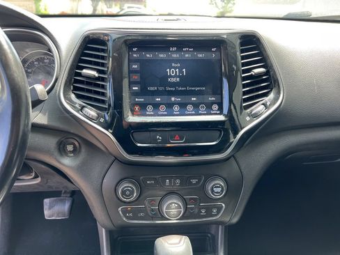 Certified 2020 Jeep Cherokee Limited AWD/4WD image 16