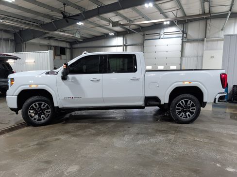 Used 2023 GMC Sierra 2500 AT4 w/ AT4 Premium Plus Package image 5