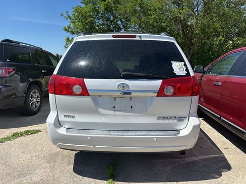 Used 2006 Toyota Sienna XLE Limited AWD/4WD image 12