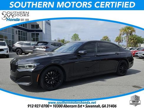 Used 2022 BMW 740i w/ Premium Package RWD image 1