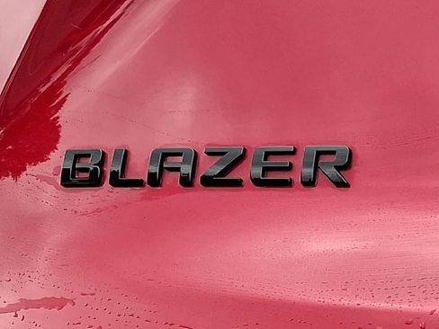 Used 2019 Chevrolet Blazer RS FWD image 38