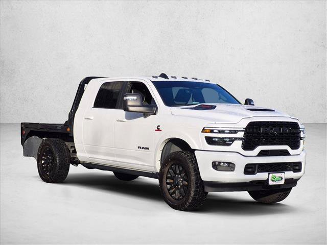 Used 2025 RAM 3500 Limited AWD/4WD image 3
