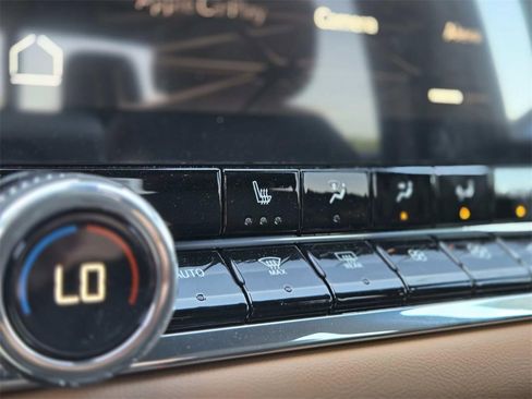 New 2025 GMC Canyon AT4 image 26