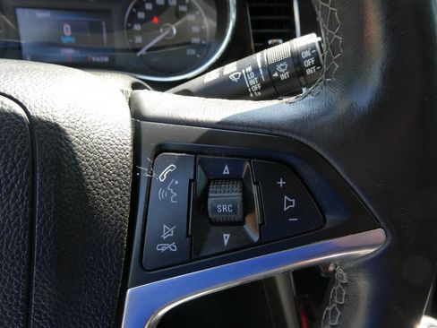 Used 2020 Buick Encore Preferred w/ Safety Package FWD image 13
