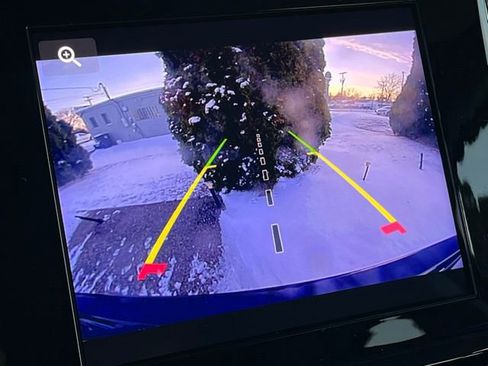 Used 2023 Jeep Grand Cherokee Laredo image 14