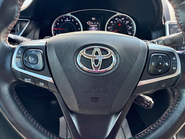 Used 2015 Toyota Camry XSE w/ Moonroof Package FWD image 31