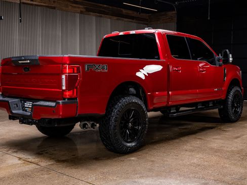 Used 2022 Ford F250 Lariat w/ Black Appearance Package image 10