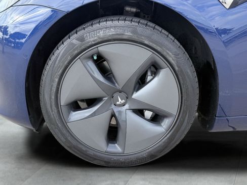 Used 2019 Tesla Model 3 Standard Range RWD image 12