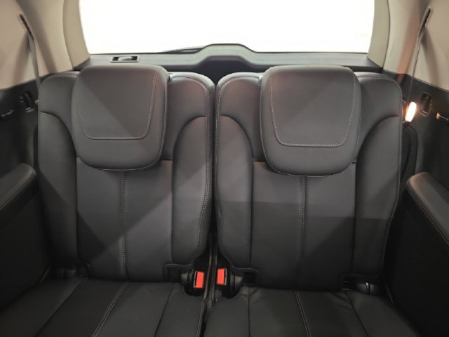Used 2011 Mercedes-Benz GL 450 4MATIC image 19