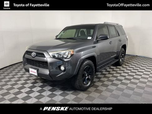 Used 2017 Toyota 4Runner SR5 image 1