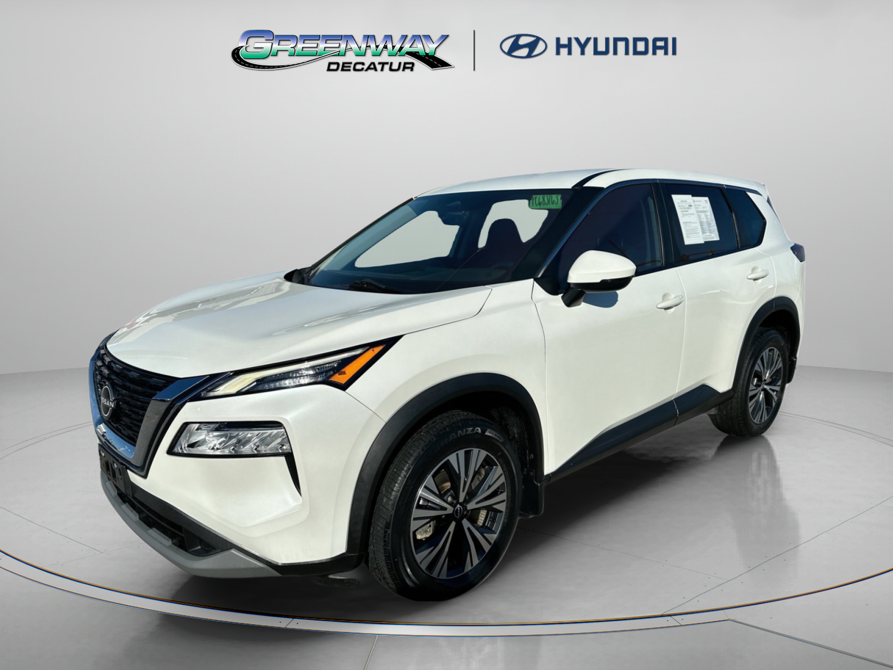 Used 2023 Nissan Rogue SV FWD image 4