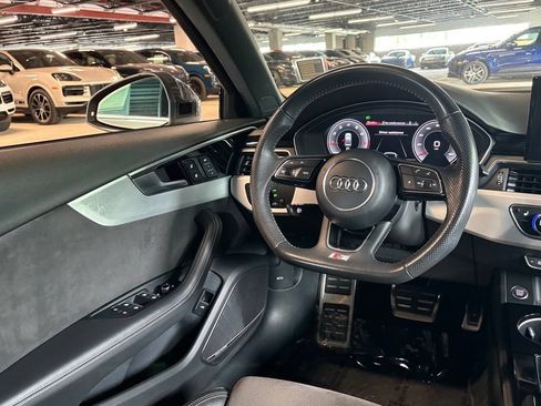 Used 2020 Audi A4 2.0T Premium Plus w/ Premium Plus Package AWD/4WD image 17