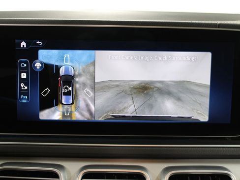 Used 2025 Mercedes-Benz GLS 450 4MATIC image 53