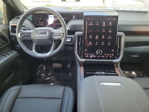 New 2026 GMC Yukon Denali w/ Sun & Power Step Package image 15