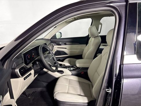 New 2025 Kia Telluride EX image 11