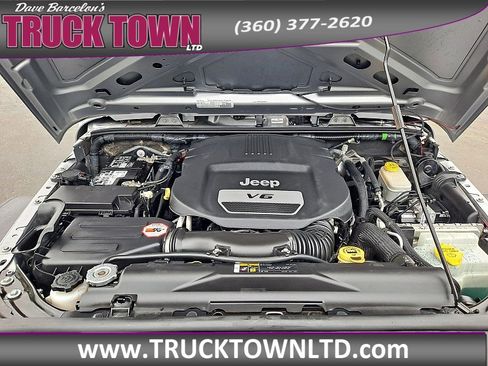 Used 2017 Jeep Wrangler Unlimited Sport w/ Quick Order Package 24S image 13