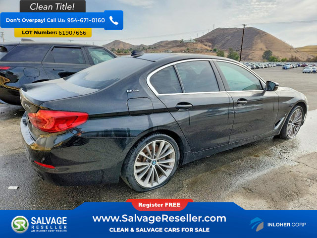 Used 2019 BMW 530e w/ Convenience Package RWD image 4