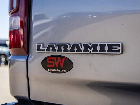 Used 2019 RAM 1500 Laramie image 13